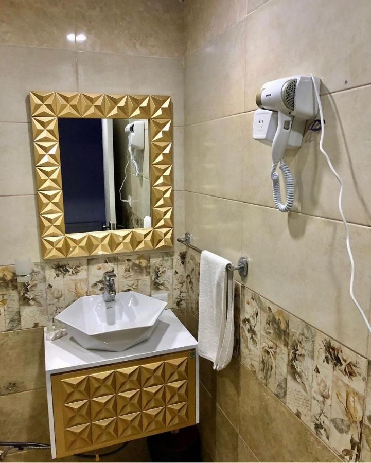 Mariam Hotel Tbilisi Exterior photo